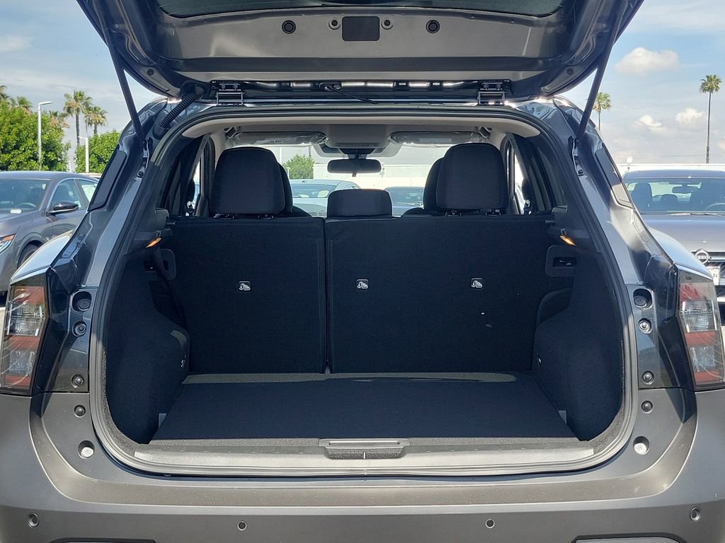 New 2026 Nissan Kicks SV w/ Charging Package FWD image 15