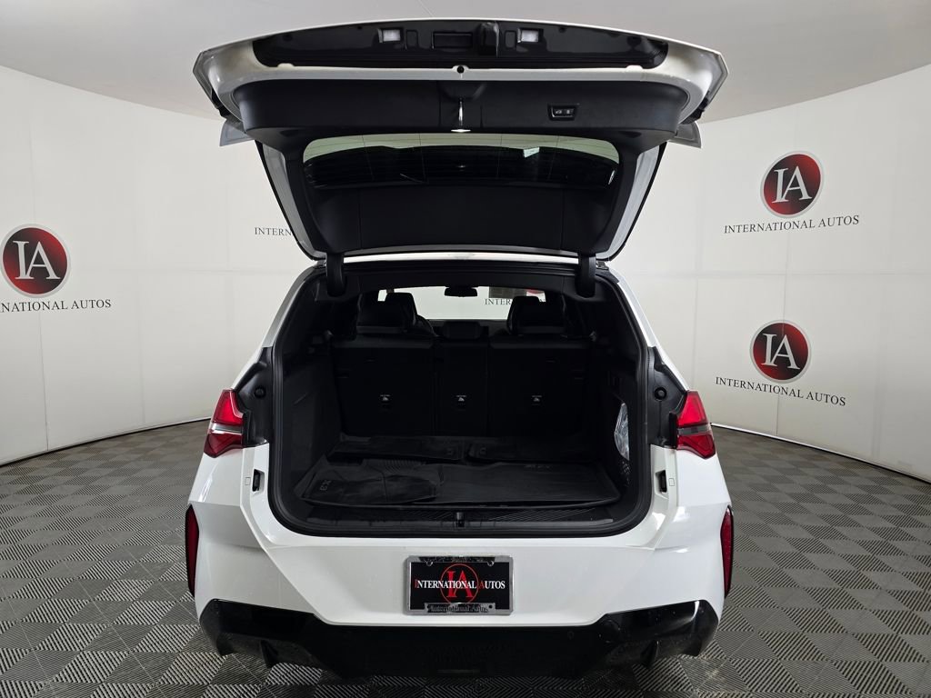 Certified 2025 BMW X3 xDrive30i w/ Premium Package image 9