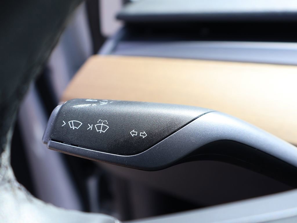 Used 2020 Tesla Model 3 Long Range AWD/4WD image 43