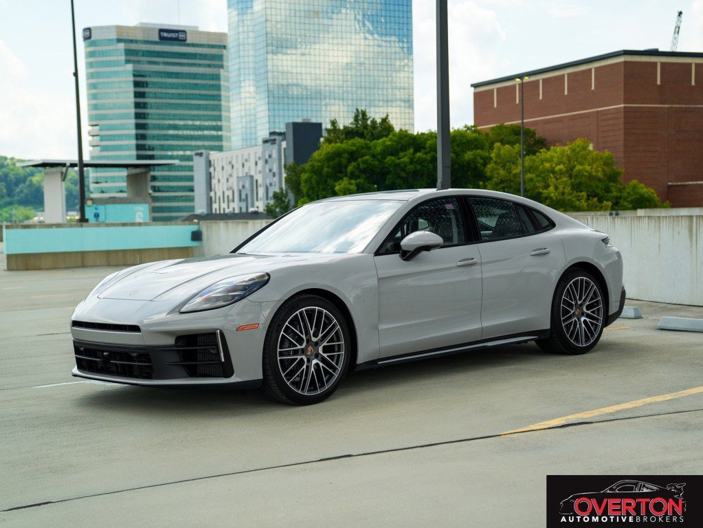 Used 2025 Porsche Panamera 4 image 9