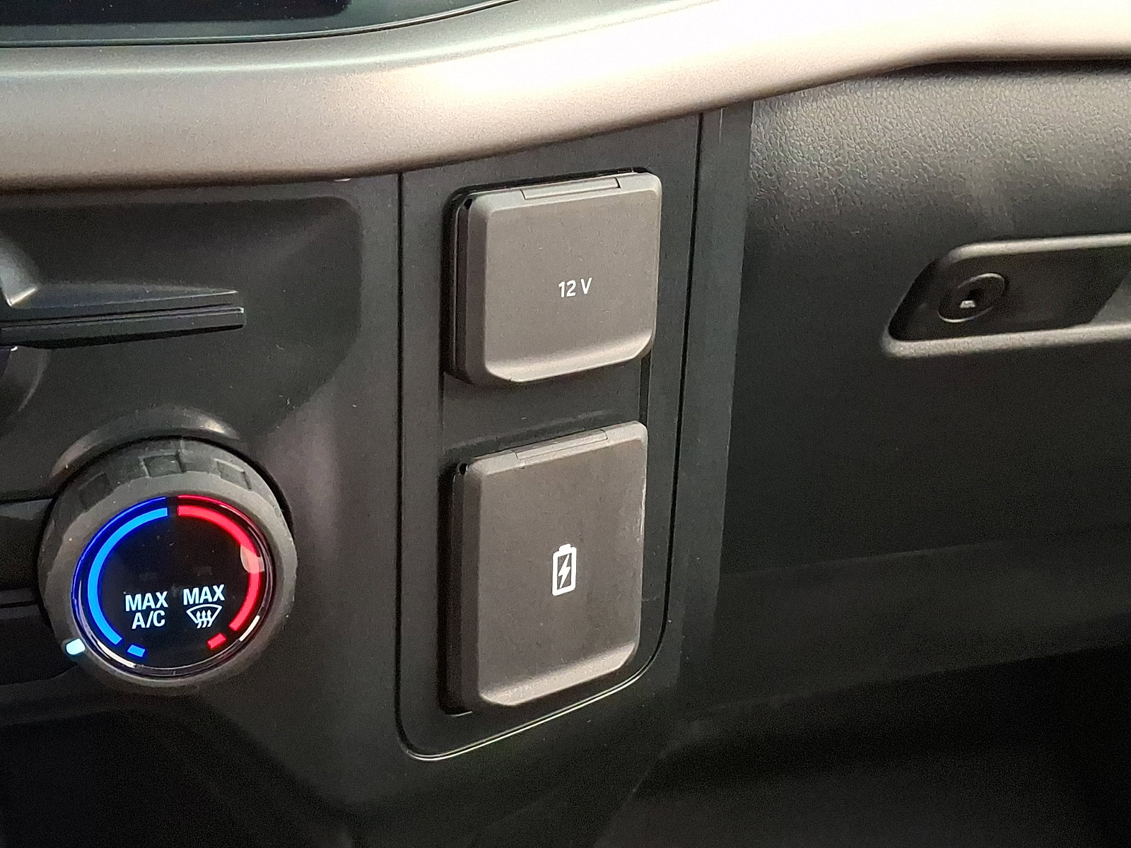 Used 2025 Ford F150 XL AWD/4WD image 21