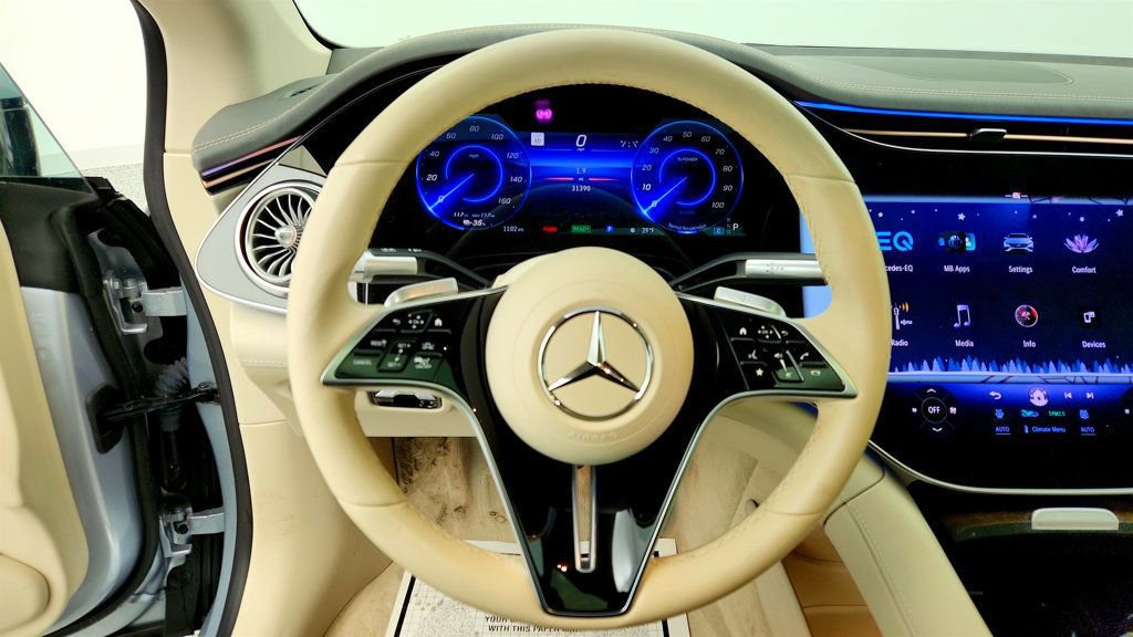 Used 2023 Mercedes-Benz EQS 580 4MATIC Sedan image 13