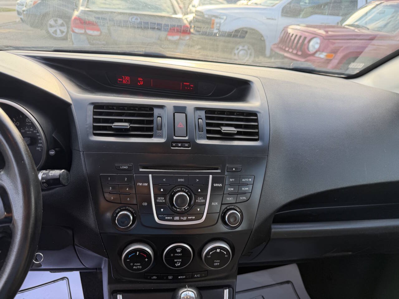Used 2012 MAZDA MAZDA5 Grand Touring FWD image 31