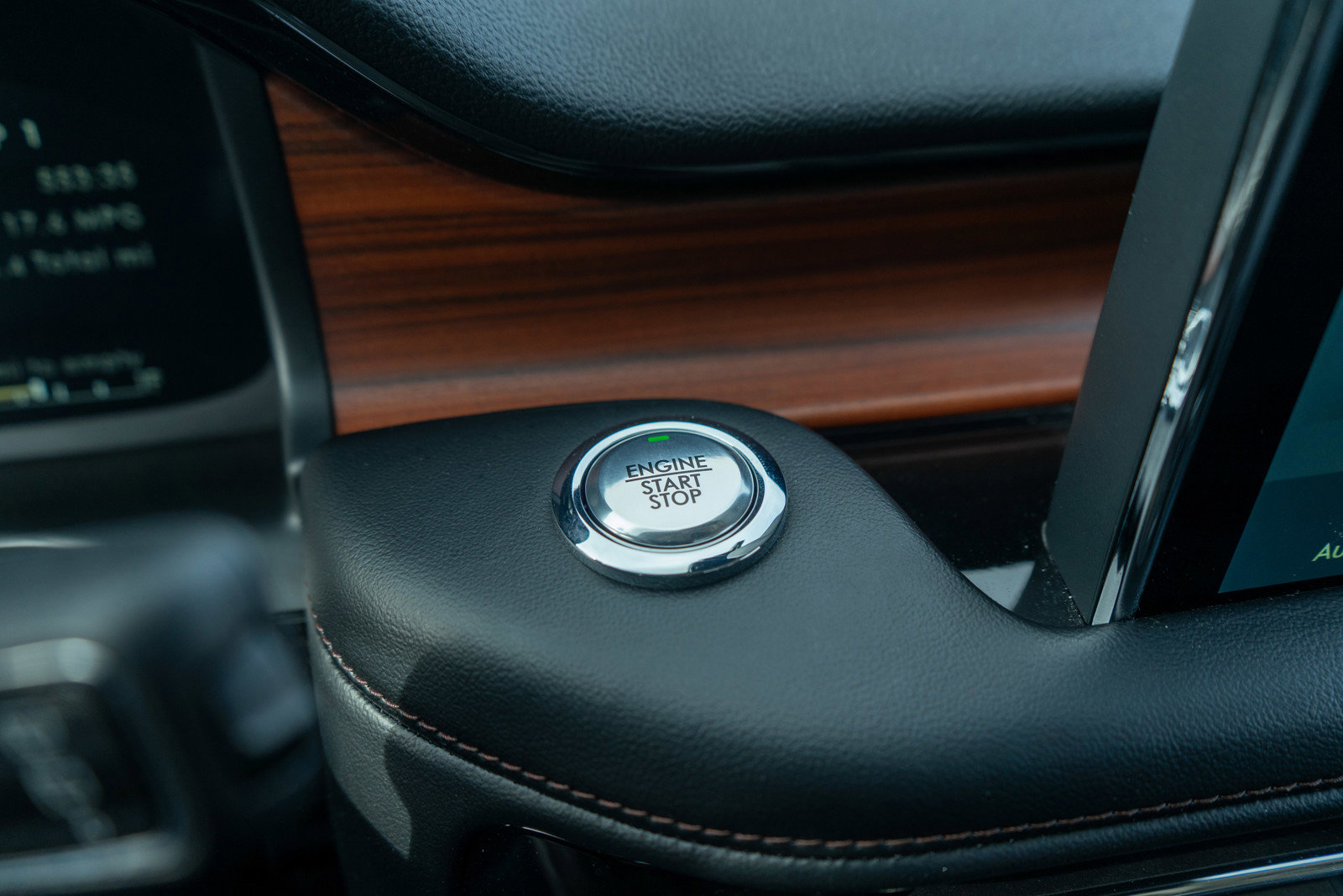 Used 2024 Lincoln Aviator Reserve image 23