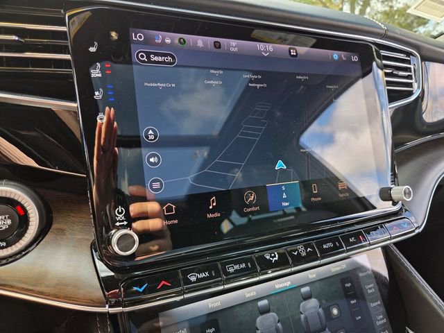 Used 2022 Jeep Grand Wagoneer Series I AWD/4WD image 29