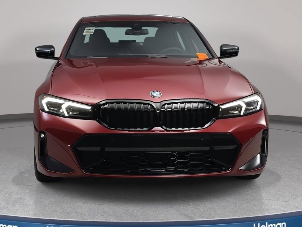 Used 2026 BMW 330i xDrive Sedan w/ M Sport Package AWD/4WD image 2