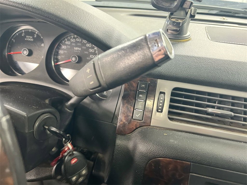 Used 2014 GMC Sierra 2500 Denali image 16