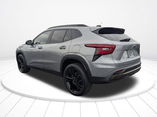 Used 2025 Chevrolet Trax ACTIV w/ Sunroof Package image 14