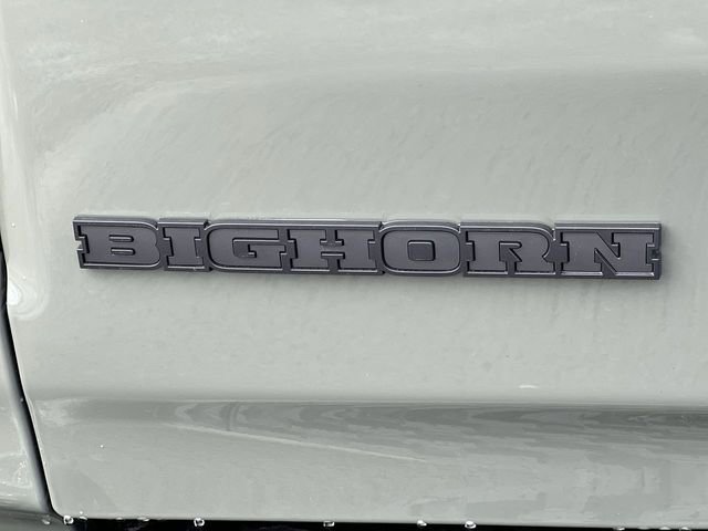 New 2026 RAM 1500 4x4 Crew Cab image 11