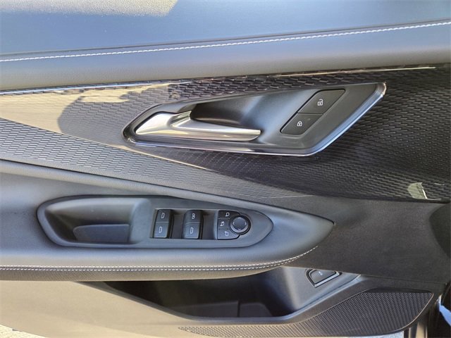 New 2026 Chevrolet Blazer EV LT image 9