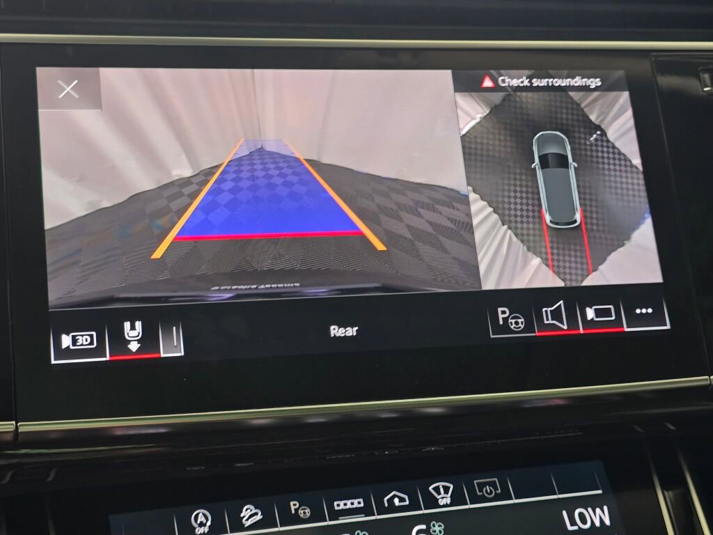 Used 2023 Audi Q7 3.0T Prestige image 38