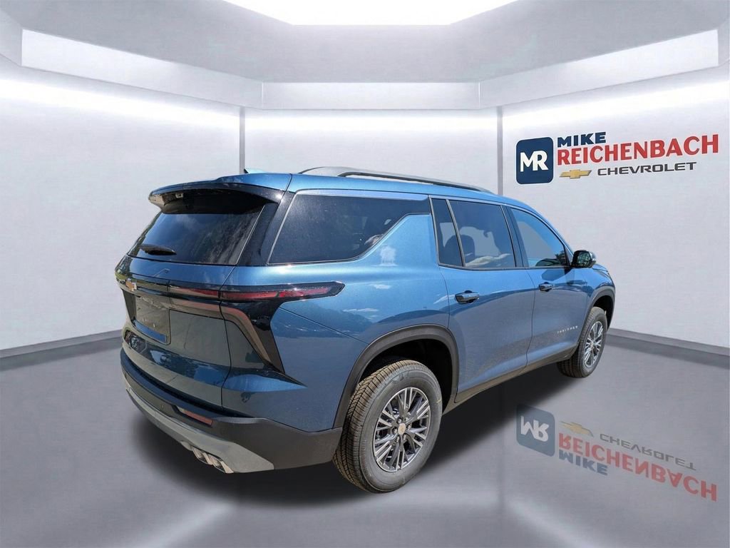 New 2026 Chevrolet Traverse LT w/ Driver Confidence Package FWD image 5