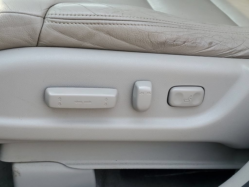 Used 2012 Honda CR-V EX-L image 10