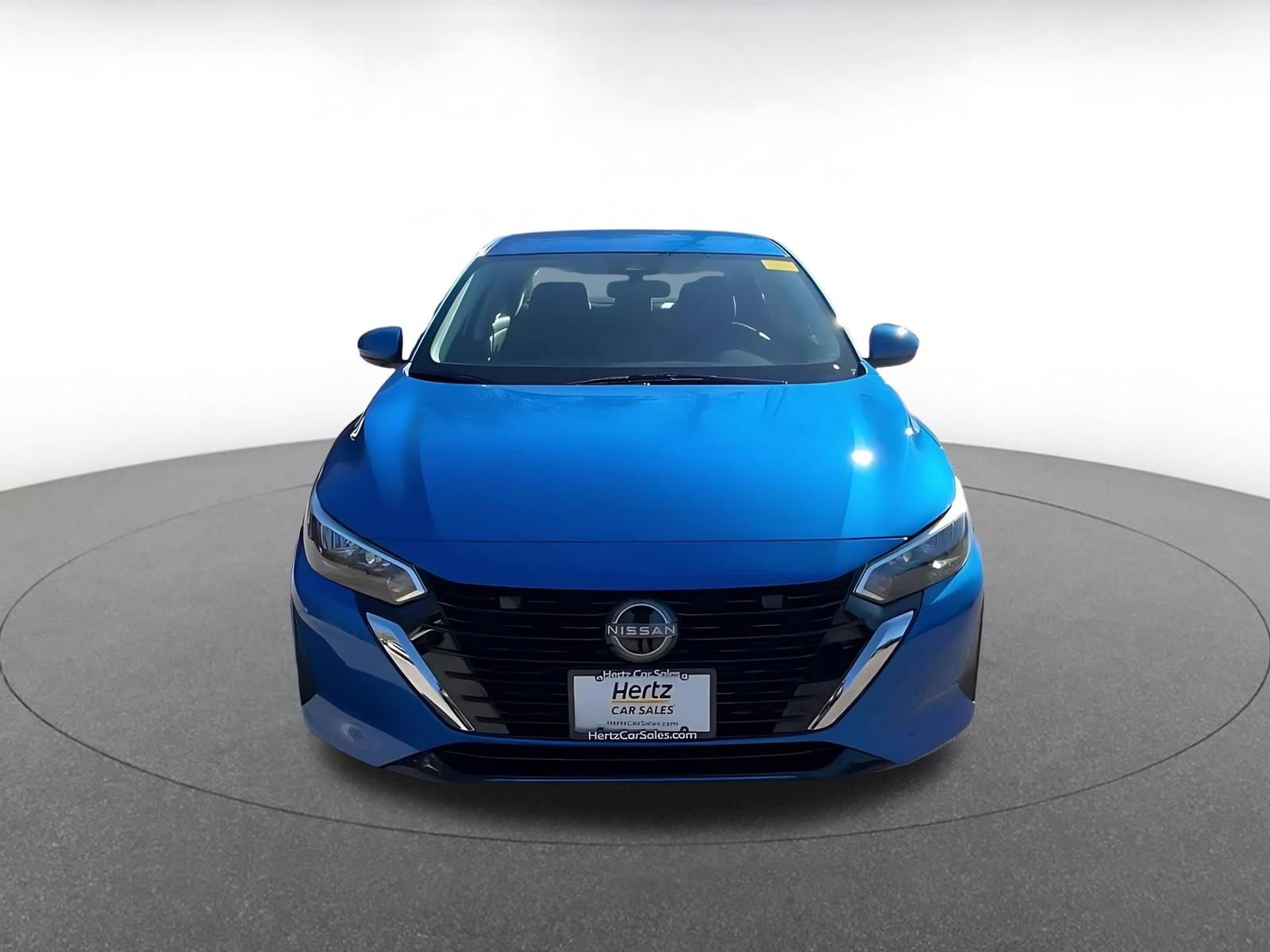 Used 2025 Nissan Sentra SV image 4