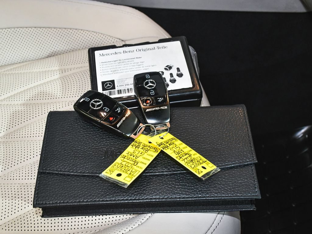 Used 2022 Mercedes-Benz GLS 63 AMG 4MATIC image 81