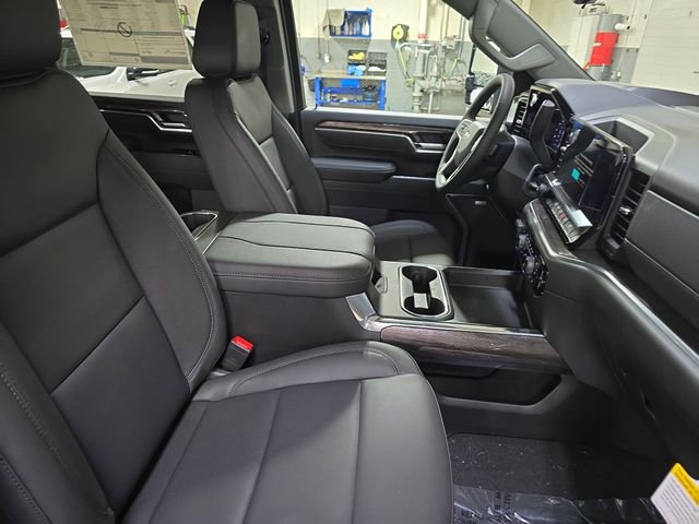New 2026 Chevrolet Silverado 2500 LTZ w/ LTZ Premium Package image 13