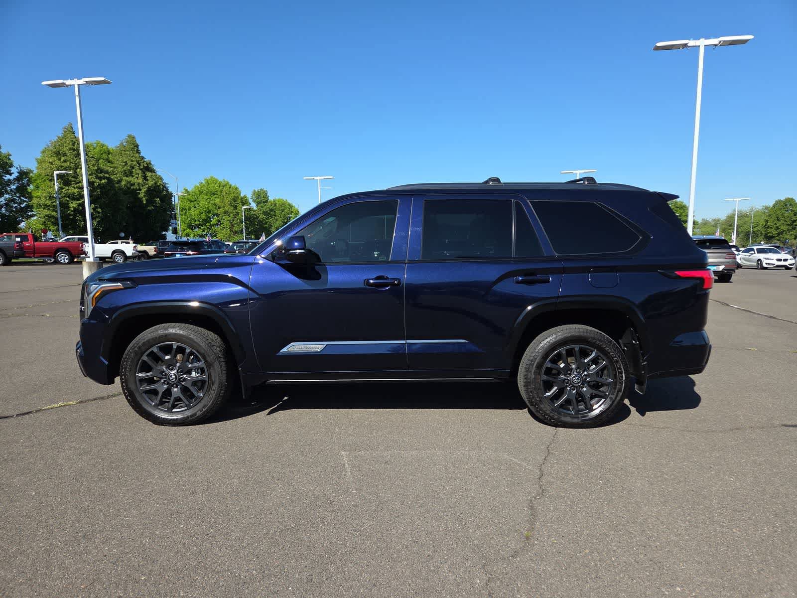 Used 2025 Toyota Sequoia Platinum AWD/4WD image 11