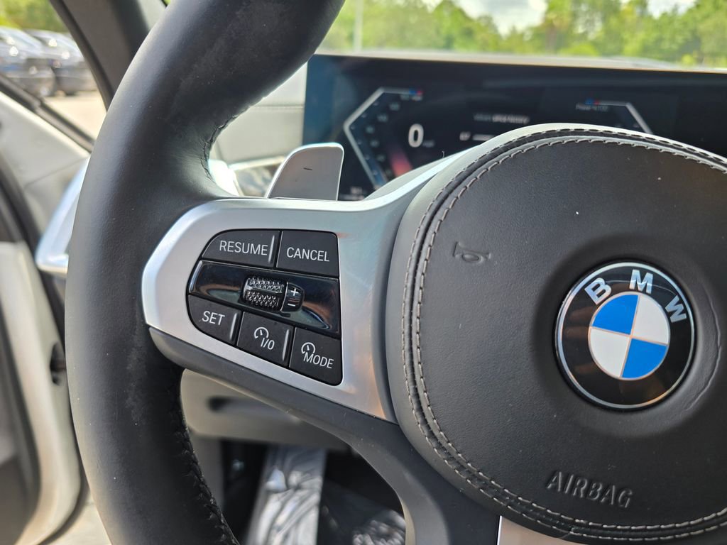 Used 2025 BMW X6 xDrive40i AWD/4WD image 18