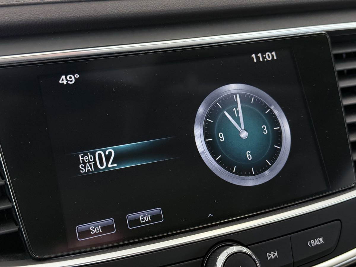 Used 2017 Buick LaCrosse Essence image 60