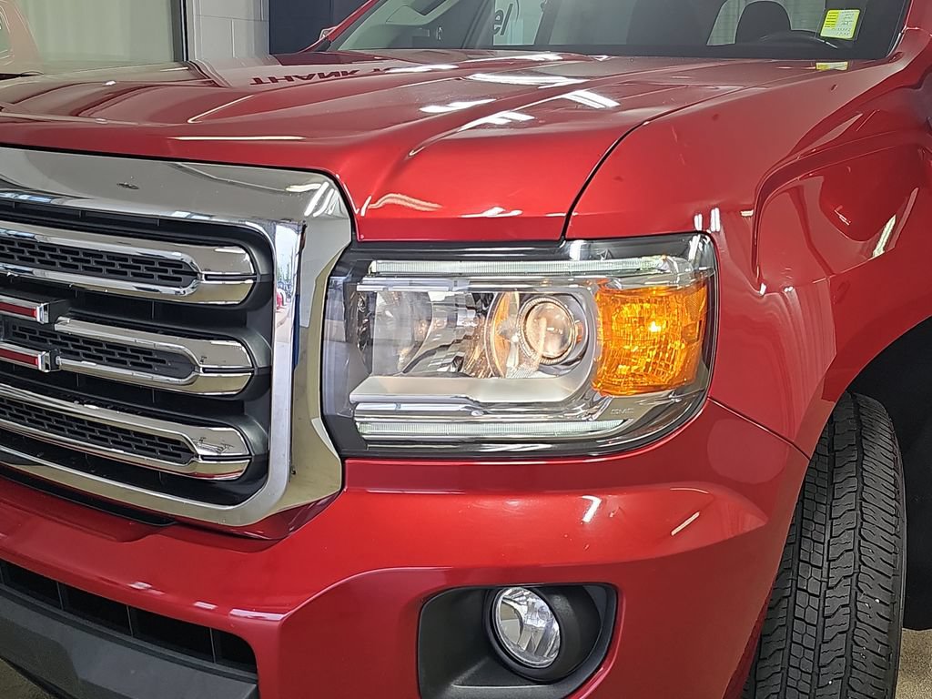 Used 2015 GMC Canyon SLE AWD/4WD image 35