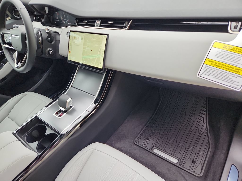 New 2026 Land Rover Range Rover Evoque S AWD/4WD image 27