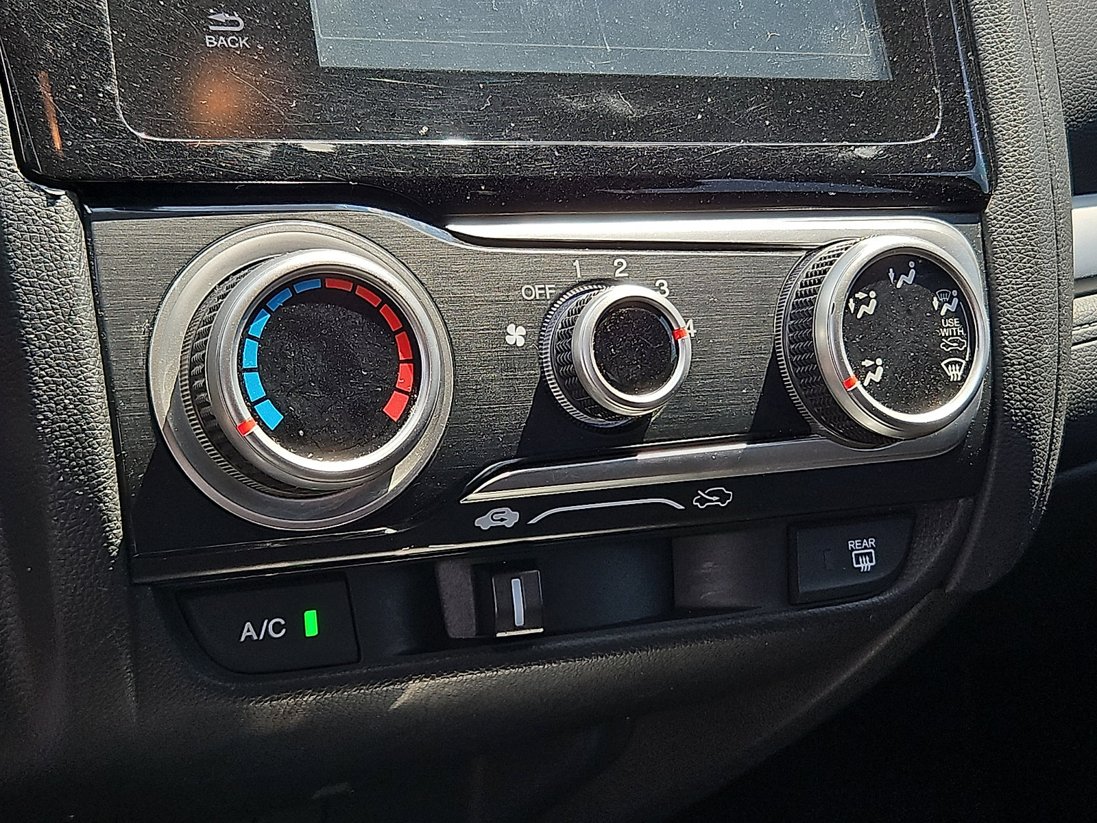 Used 2015 Honda Fit EX image 16
