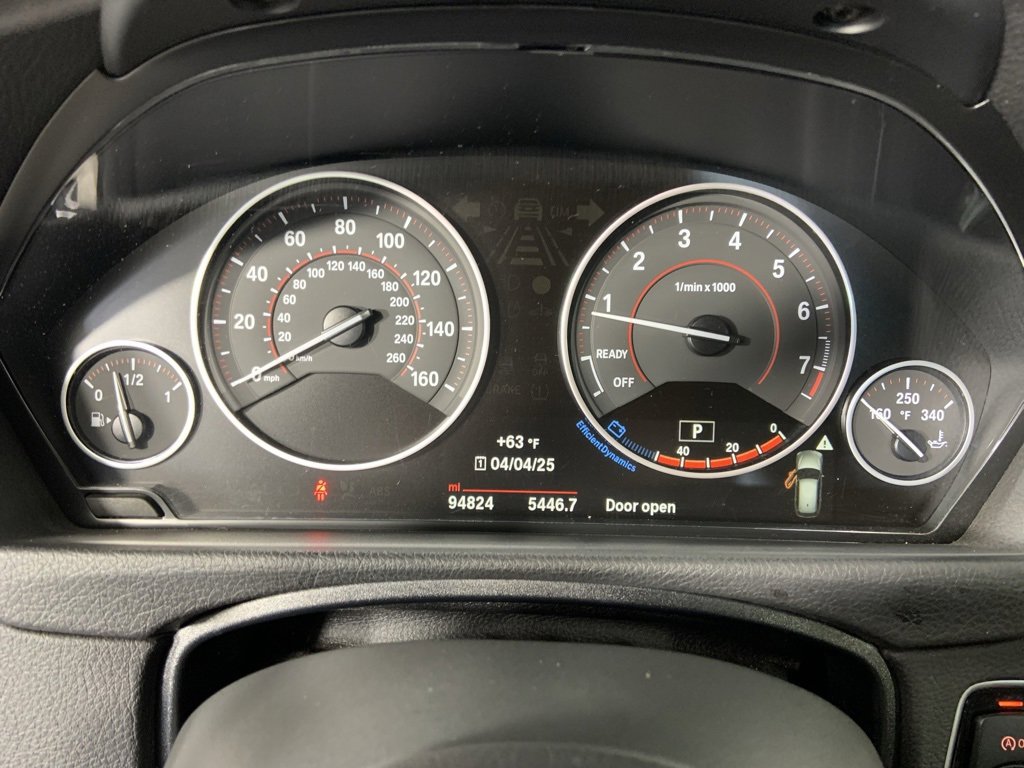 Used 2017 BMW 330i xDrive Wagon w/ Premium Package image 10