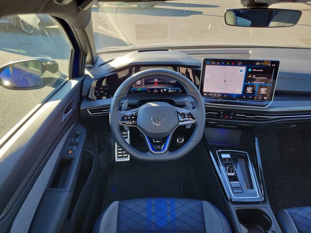 Used 2025 Volkswagen Golf R Black Edition image 27