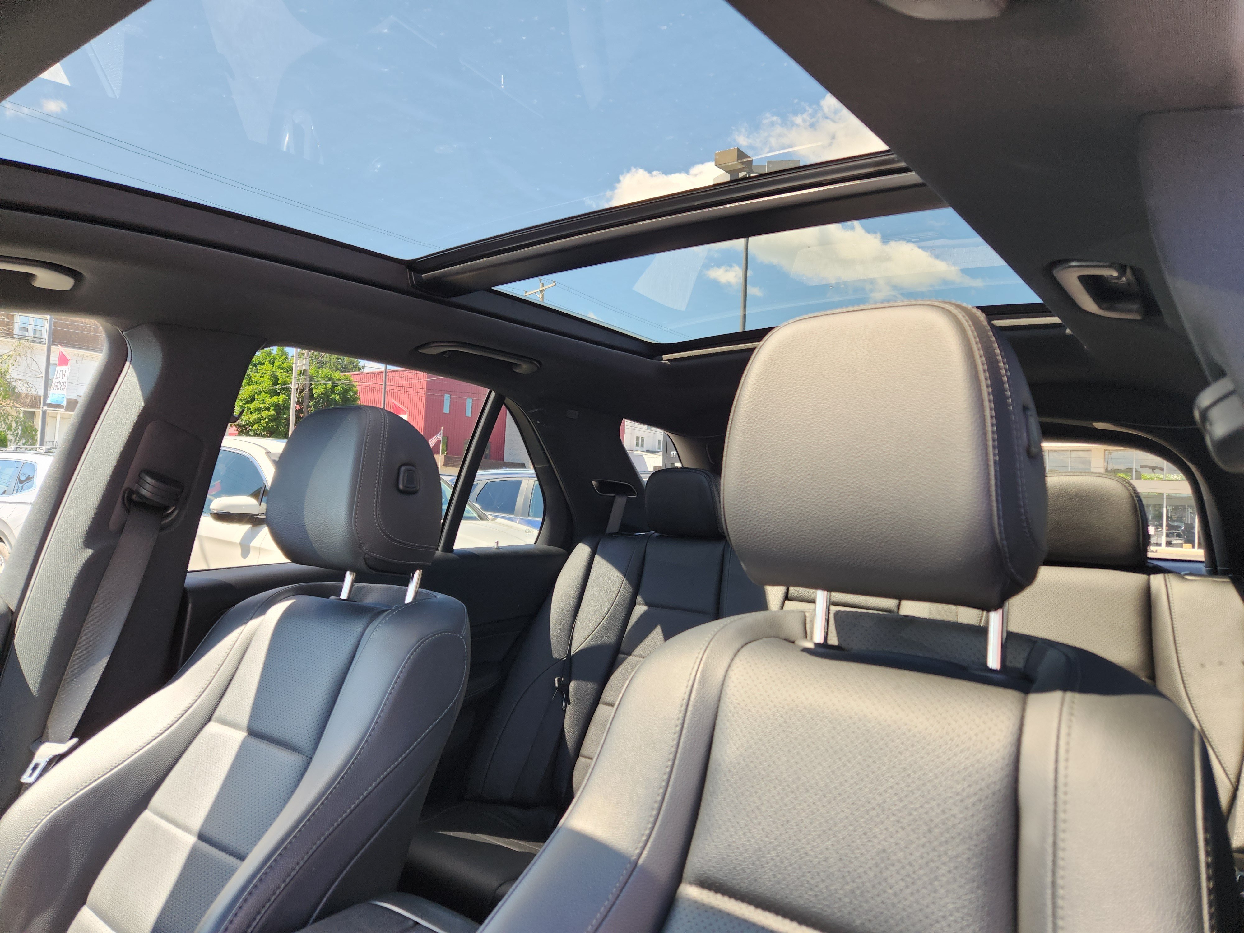 Used 2023 Mercedes-Benz GLE 450 4MATIC image 12