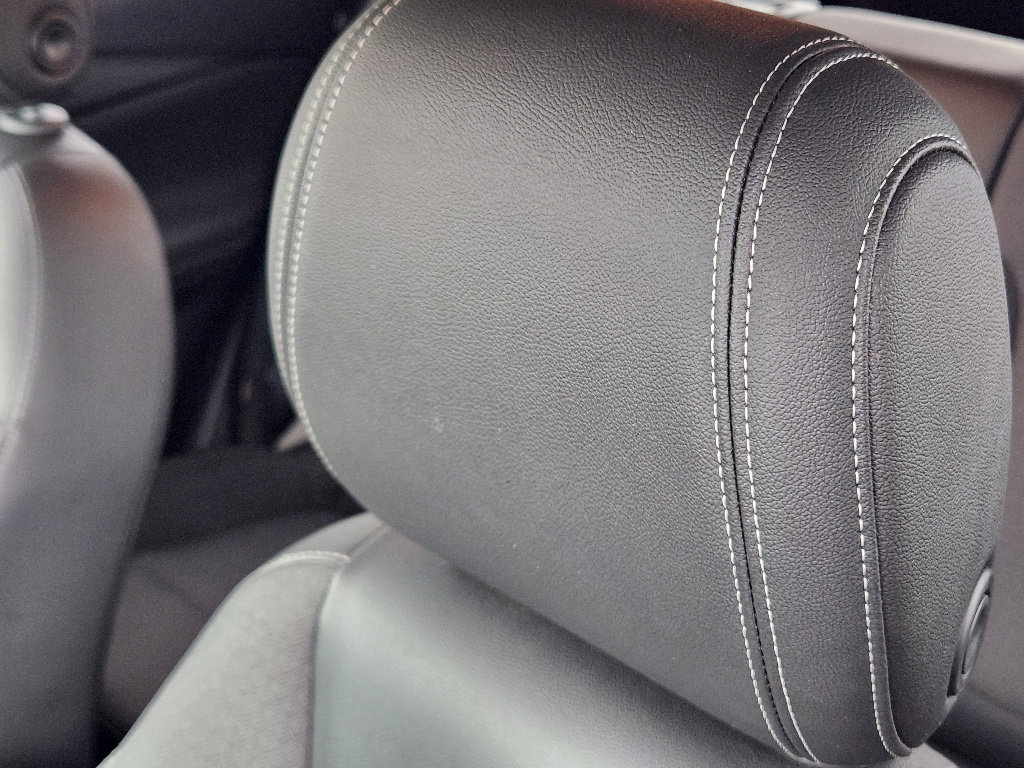 Certified 2025 Buick Encore GX Preferred image 15