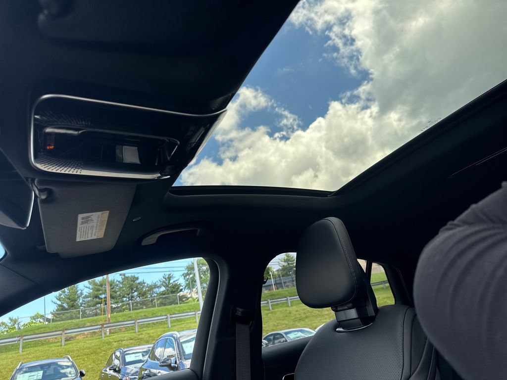New 2026 Mercedes-Benz GLC 300 4MATIC image 21