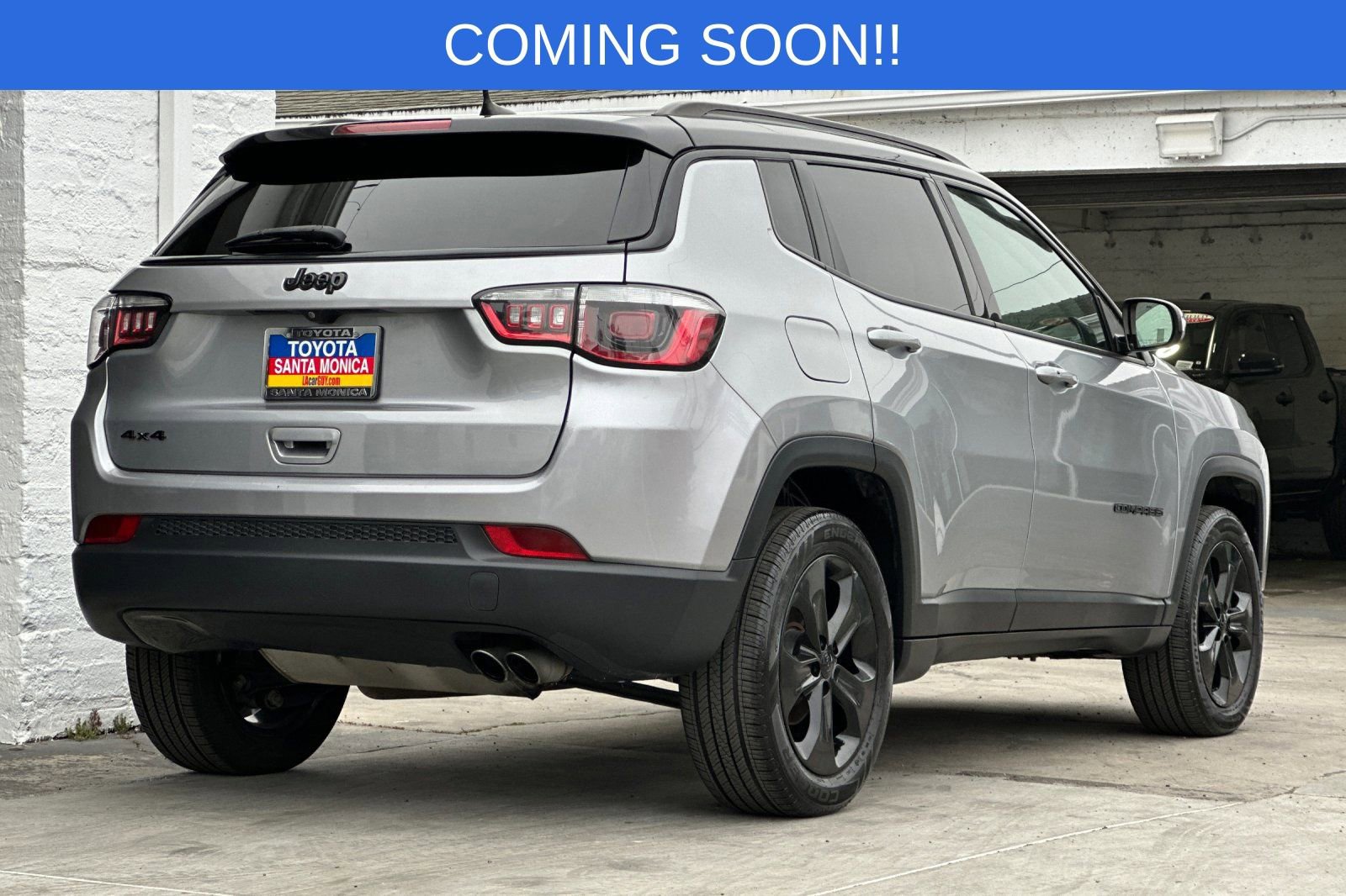 Used 2018 Jeep Compass Latitude w/ Popular Equipment Group AWD/4WD image 4