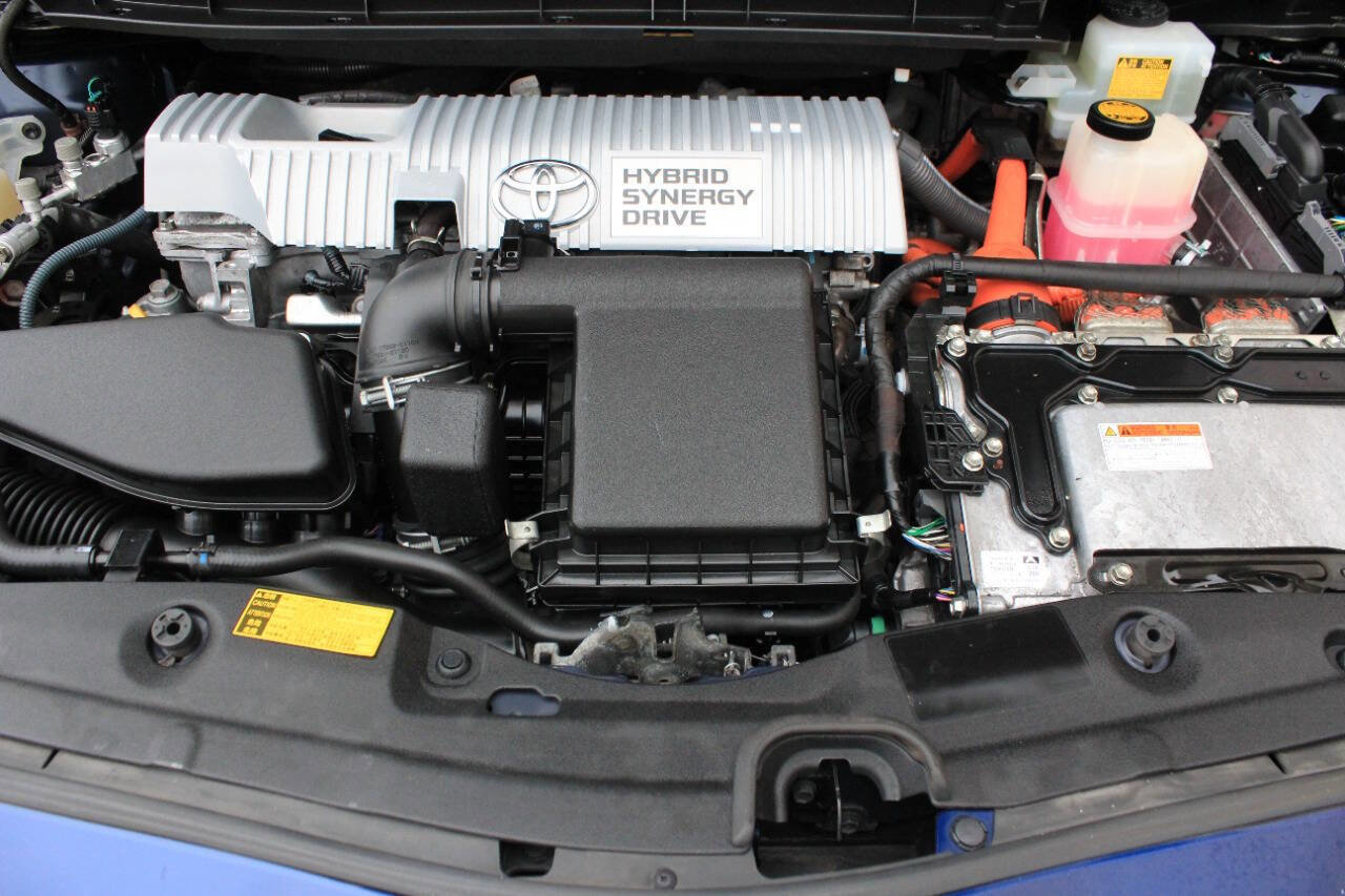 Used 2011 Toyota Prius Three w/ Navigation Pkg image 24