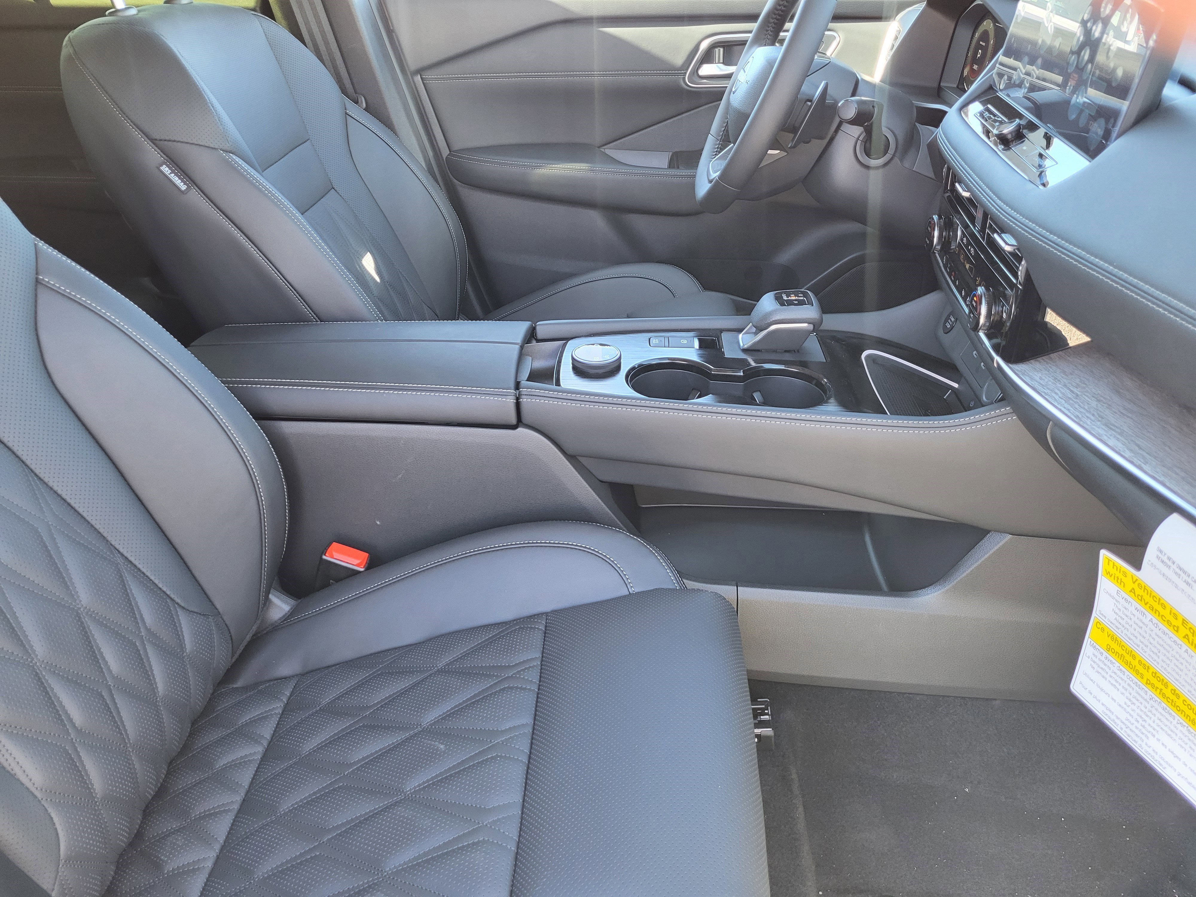 New 2026 Nissan Rogue Platinum w/ Platinum Premium Package image 8