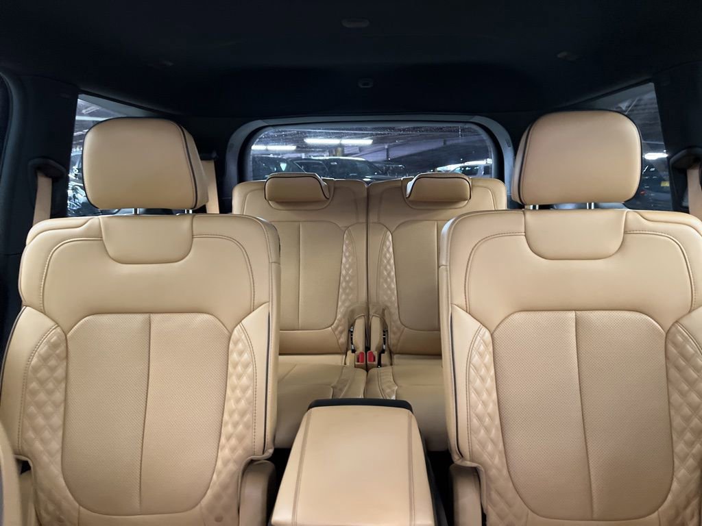 Used 2024 Jeep Grand Cherokee L Summit w/ High Altitude Package image 23