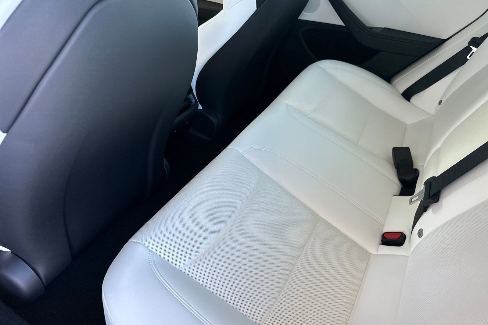 Used 2024 Tesla Model 3 Performance image 14