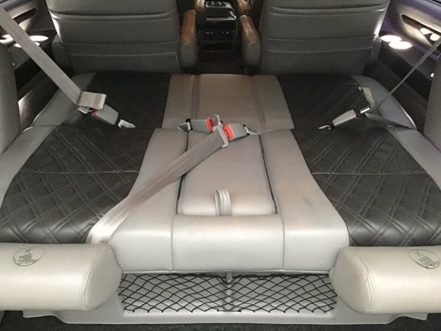 Used 2021 Chevrolet Express 3500 LS w/ Chrome Appearance Package image 9