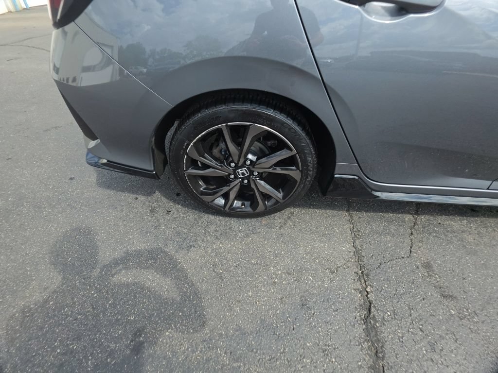 Used 2018 Honda Civic Sport Touring image 10