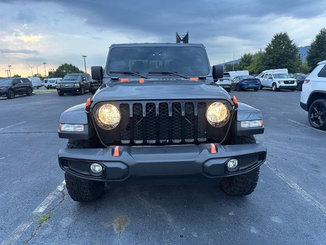 Used 2023 Jeep Gladiator Sport AWD/4WD image 2