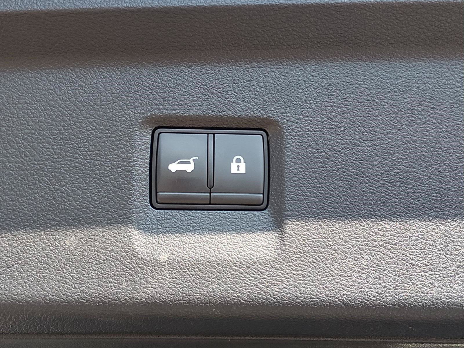 Used 2023 INFINITI QX60 Sensory AWD/4WD image 18