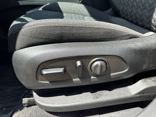 Used 2024 Chevrolet Equinox LT w/ LPO, Floor Liner Package FWD image 37
