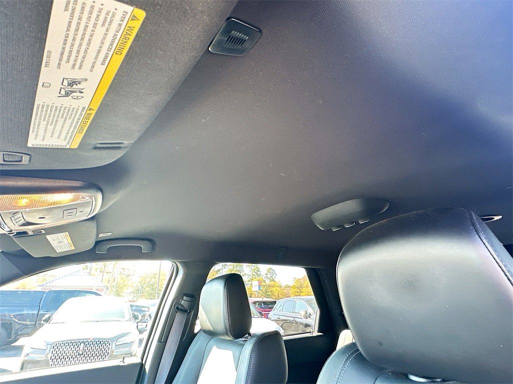 Used 2022 Dodge Durango GT image 11