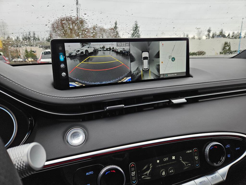 Used 2025 Genesis GV70 3.5T Sport w/ Sport Advanced Package image 34