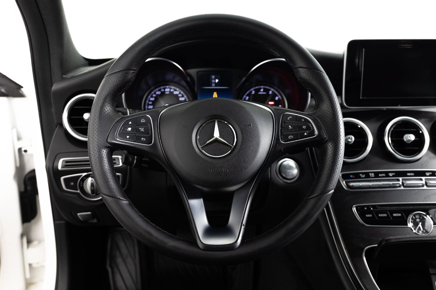 Used 2018 Mercedes-Benz C 300 4MATIC Sedan w/ Premium Package image 28