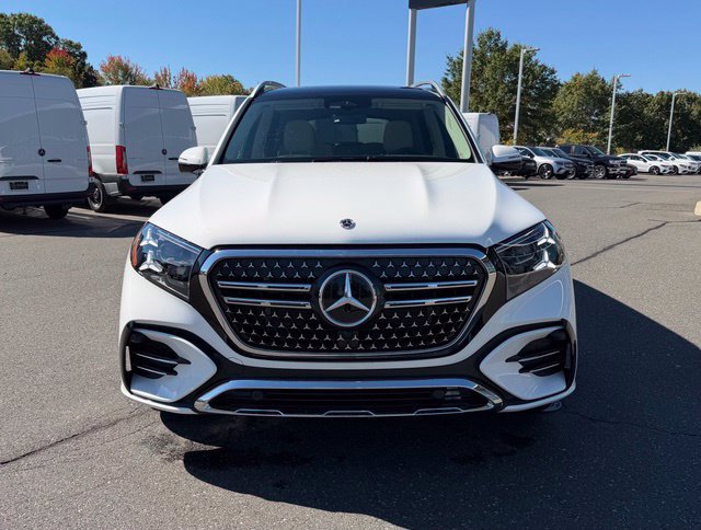 New 2027 Mercedes-Benz GLS 450 4MATIC image 2