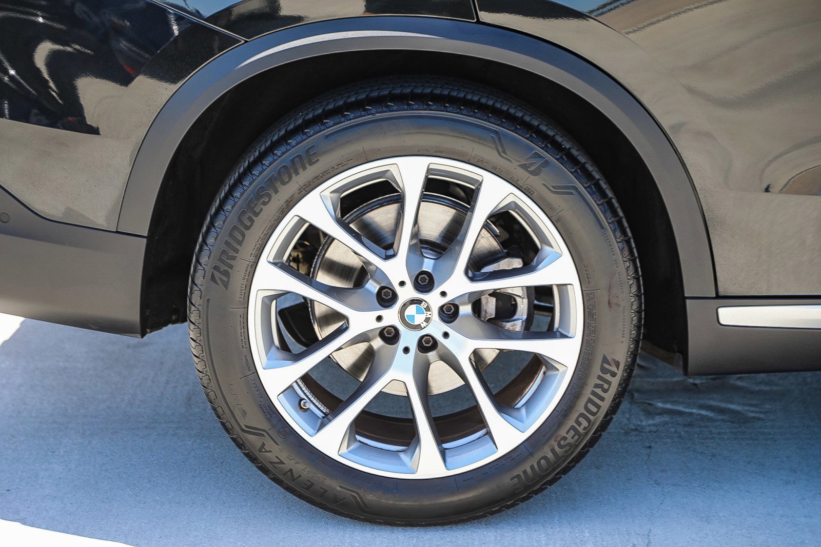 Used 2023 BMW X5 sDrive40i w/ Climate Comfort Package RWD image 11