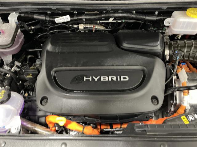 Used 2023 Chrysler Pacifica Limited image 39
