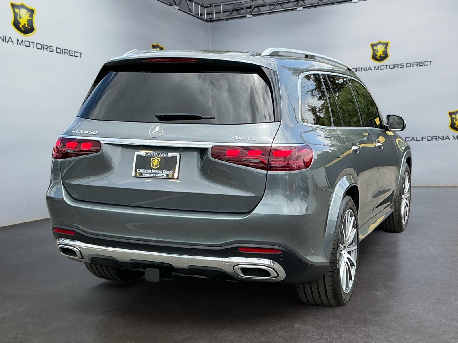 Used 2025 Mercedes-Benz GLS 450 4MATIC image 5