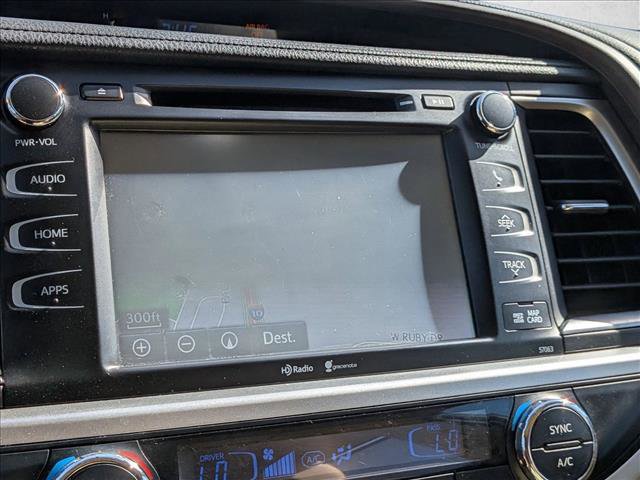 Used 2015 Toyota Highlander XLE AWD/4WD image 20