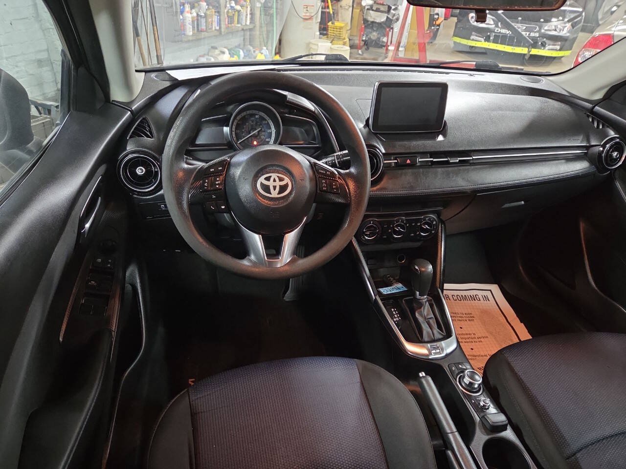Used 2018 Toyota Yaris iA FWD image 10